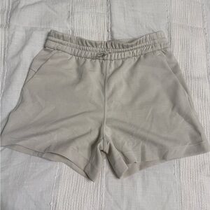 Lululemon athletic shorts women brand new